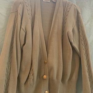 Cardigan sweater